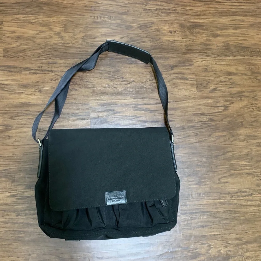 Banana Republic men’s laptop bag ( travel bag)
